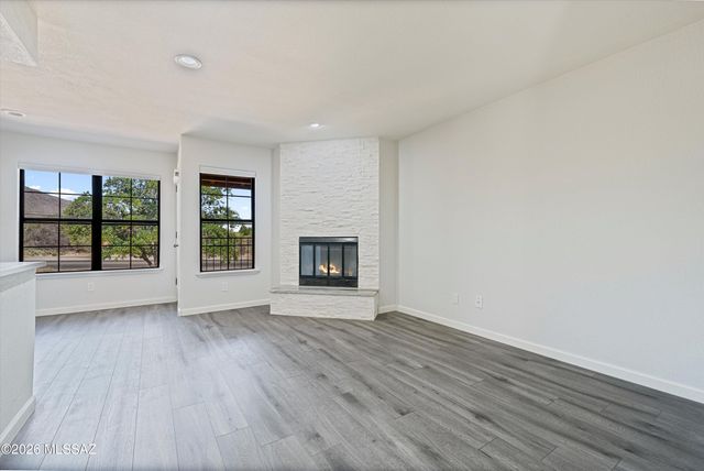 6651 N Campbell Ave Apt 207, Tucson, AZ 85718