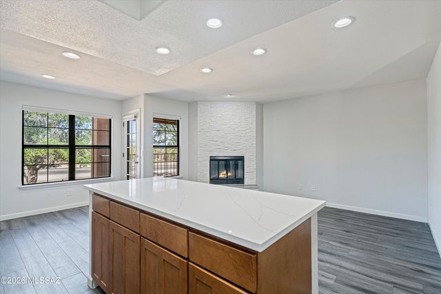 6651 N Campbell Ave Apt 207, Tucson, AZ 85718
