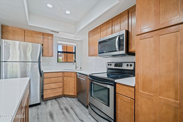 6651 N Campbell Ave Apt 207, Tucson, AZ 85718