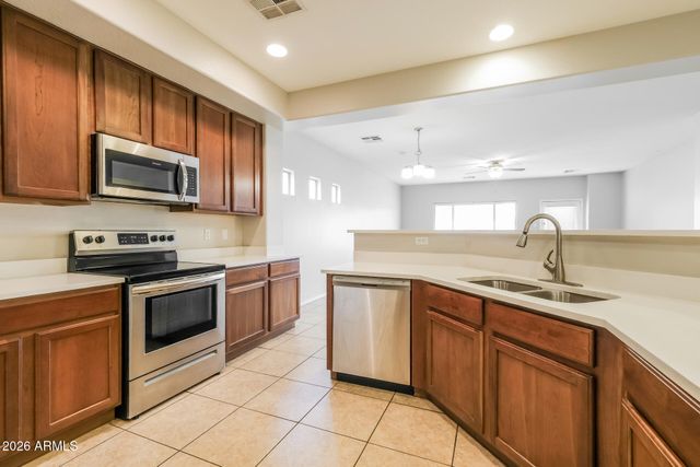 10012 W MARGUERITE Avenue, Tolleson, AZ 85353