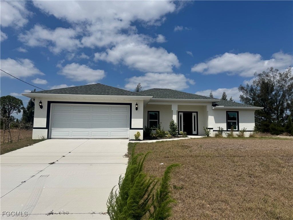 3916 NE 9th PL, Cape Coral, FL 33909