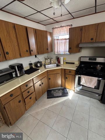 1629 LINCOLN AVE, Prospect Park, PA 19076