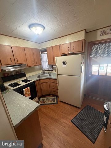 1629 LINCOLN AVE, Prospect Park, PA 19076