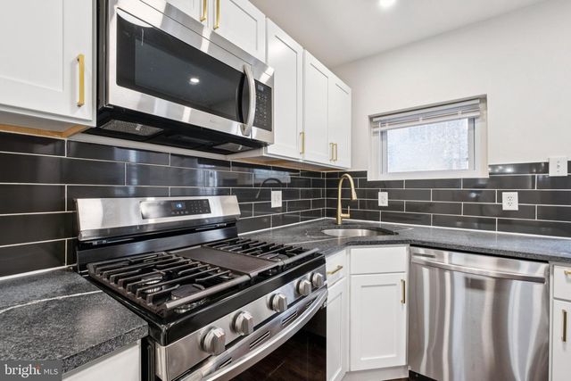 2319 N HANCOCK ST, Philadelphia, PA 19133