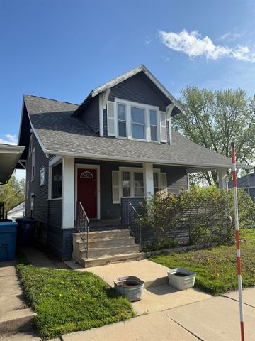 1529 Hawthorne Avenue, Waterloo, IA 50702