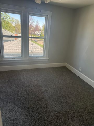 1529 Hawthorne Avenue, Waterloo, IA 50702