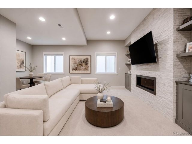 10590 Soulmark Way, Highlands Ranch, CO 80126