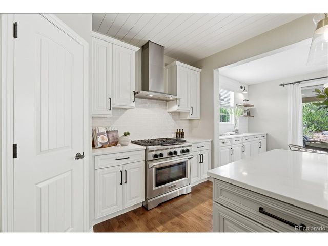 10590 Soulmark Way, Highlands Ranch, CO 80126