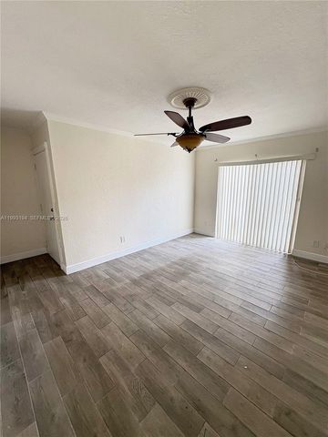 5252 NE 6th Ave A31, Oakland Park, FL 33334