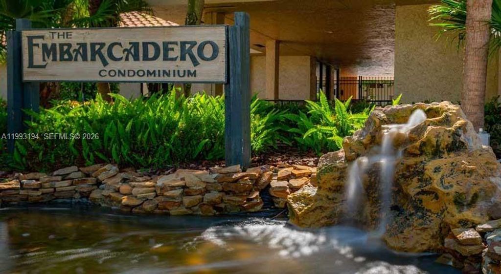 5252 NE 6th Ave A31, Oakland Park, FL 33334