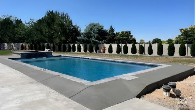 946 W Smallwood Ct, Kuna, ID 83642