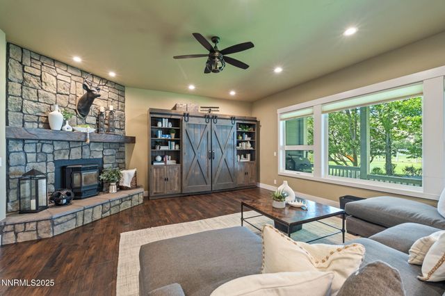 1020 N Cantlon Lane, Reno, NV 89521