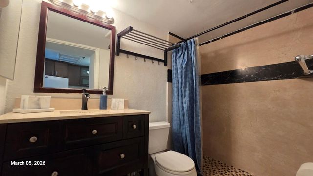 19201 Collins Avenue 105, Sunny Isles Beach, FL 33160