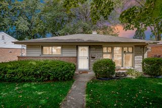 17913 Oakwood Avenue, Lansing, IL 60438