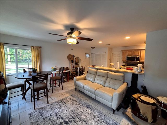 1200 W Las Olas Boulevard 1-4, Fort Lauderdale, FL 33312