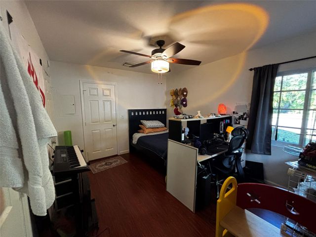 1200 W Las Olas Boulevard 1-4, Fort Lauderdale, FL 33312