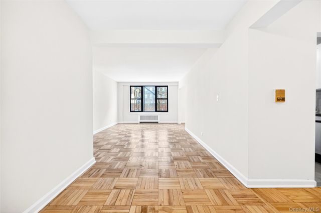 2244 Bronx Park E 1H, Bronx, NY 10467