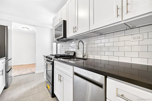 2244 Bronx Park E 1H, Bronx, NY 10467