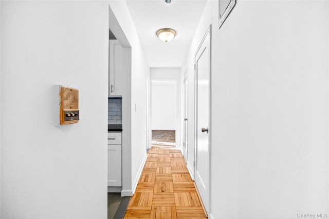 2244 Bronx Park E 1H, Bronx, NY 10467