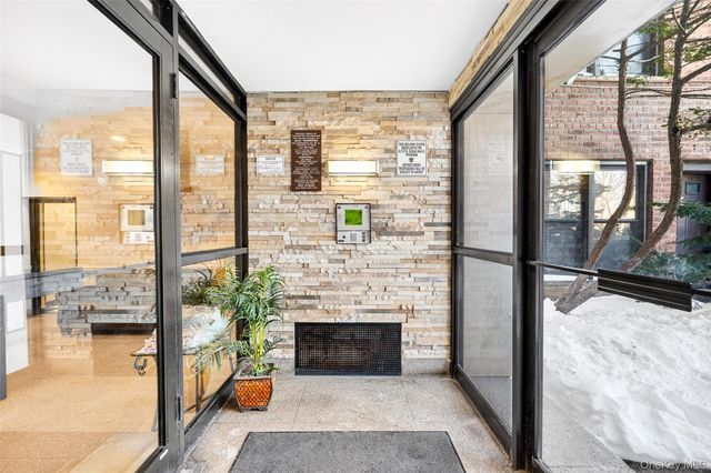 2244 Bronx Park E 1H, Bronx, NY 10467