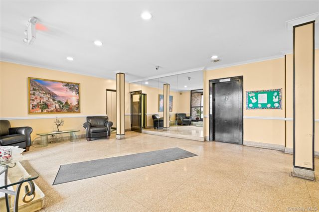 2244 Bronx Park E 1H, Bronx, NY 10467