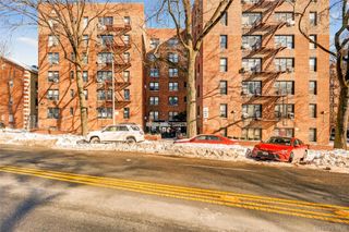 2244 Bronx Park E 1H, Bronx, NY 10467