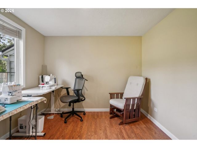 2266 Se TORBANK Rd, Milwaukie, OR 97222