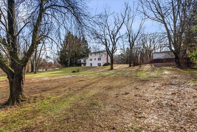 9249 E H Avenue, Kalamazoo, MI 49048