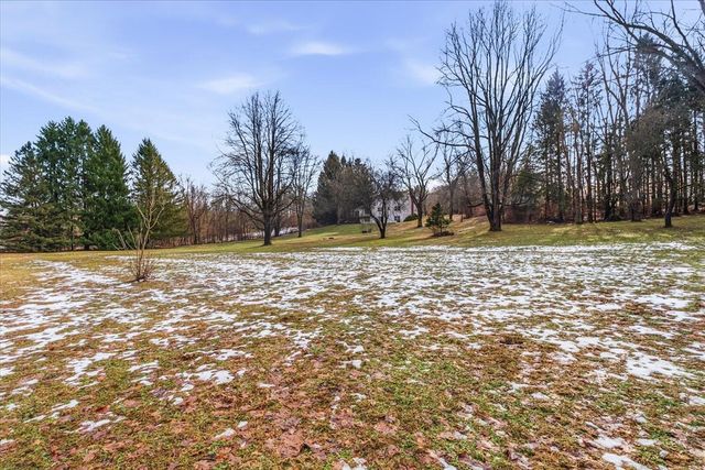 9249 E H Avenue, Kalamazoo, MI 49048