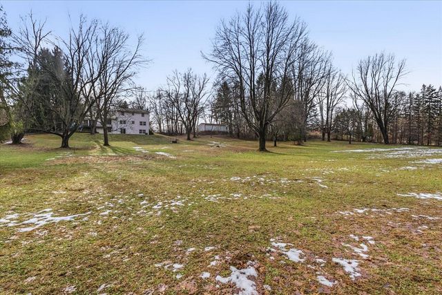 9249 E H Avenue, Kalamazoo, MI 49048