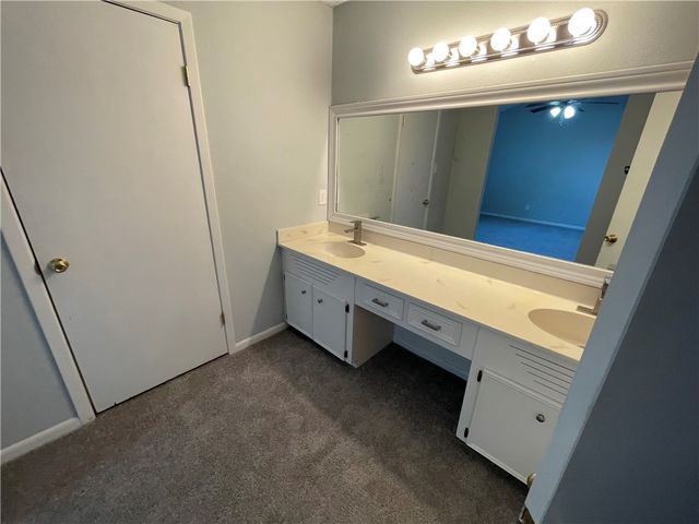 2020 Oak Ridge Dr, Portland, TX 78374