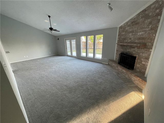 2020 Oak Ridge Dr, Portland, TX 78374