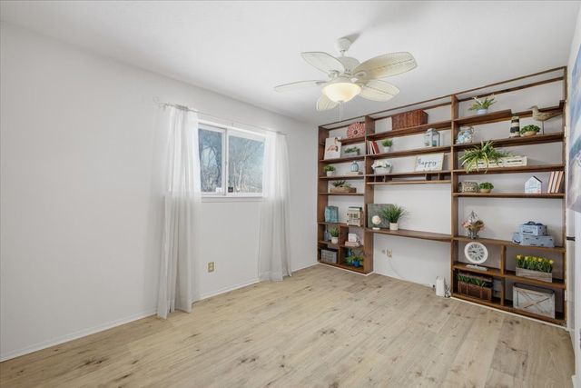 800 Brownstone Street, Euless, TX 76039