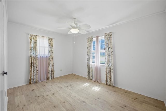 800 Brownstone Street, Euless, TX 76039