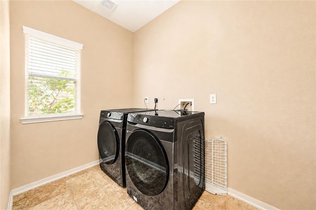 6315 Linfield Bluff Lane, Katy, TX 77494