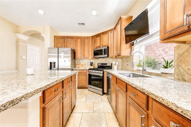 6315 Linfield Bluff Lane, Katy, TX 77494