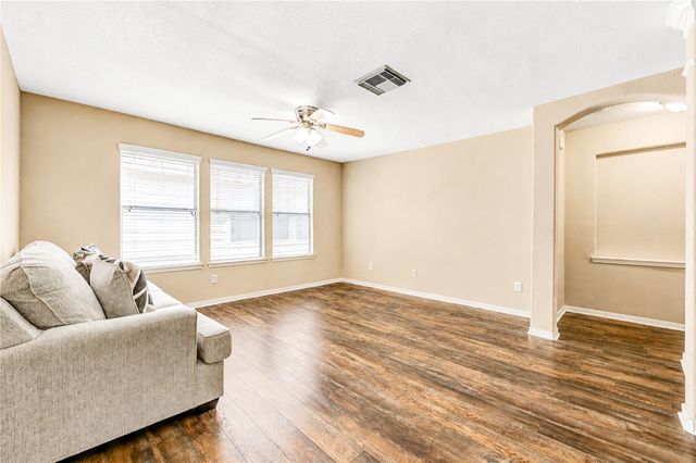 6315 Linfield Bluff Lane, Katy, TX 77494