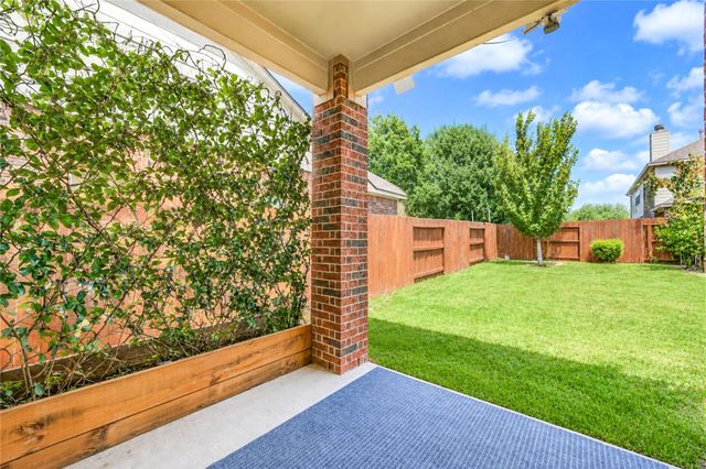 6315 Linfield Bluff Lane, Katy, TX 77494