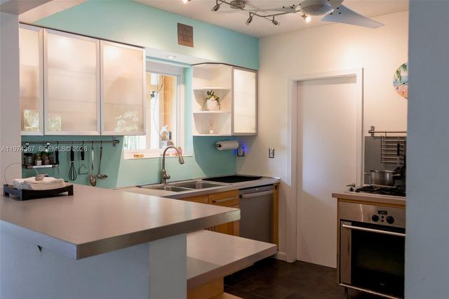 750 NE 120th St, Biscayne Park, FL 33161