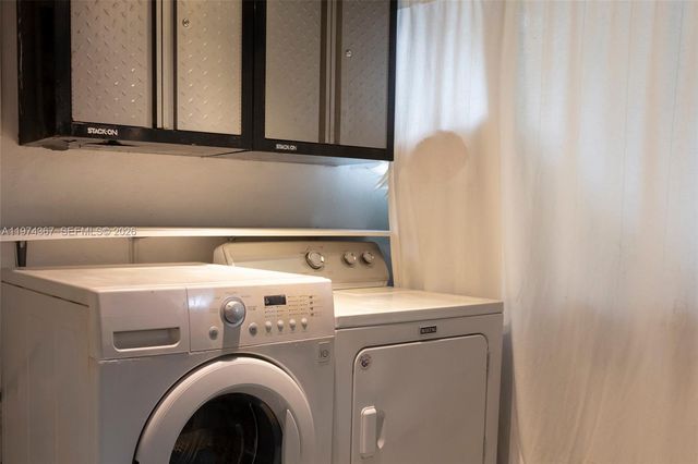 750 NE 120th St, Biscayne Park, FL 33161