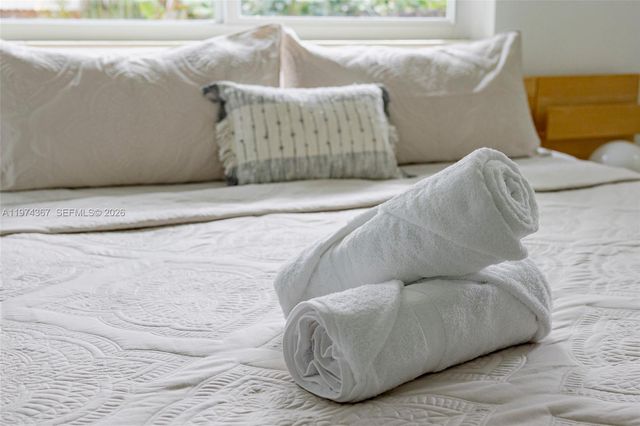 750 NE 120th St, Biscayne Park, FL 33161