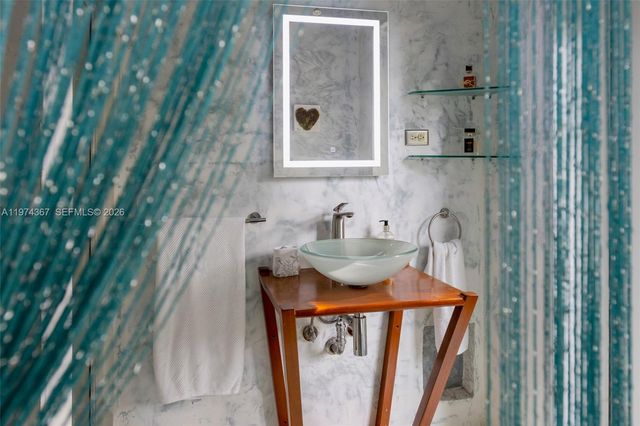 750 NE 120th St, Biscayne Park, FL 33161