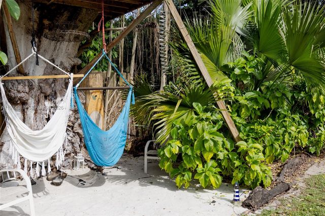 750 NE 120th St, Biscayne Park, FL 33161