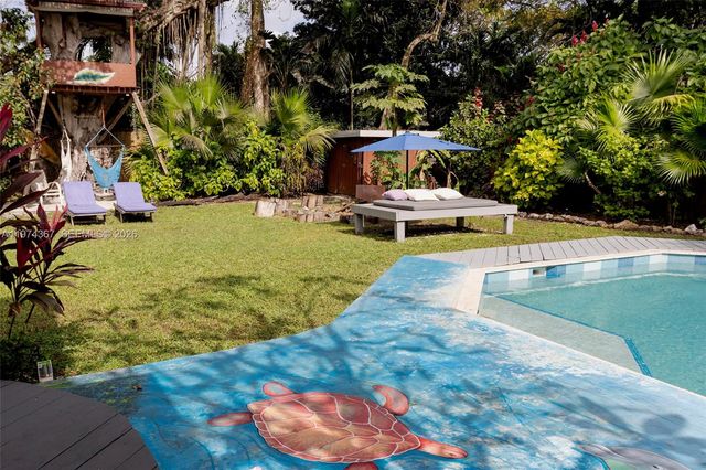 750 NE 120th St, Biscayne Park, FL 33161