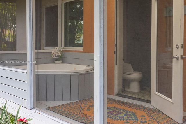 750 NE 120th St, Biscayne Park, FL 33161