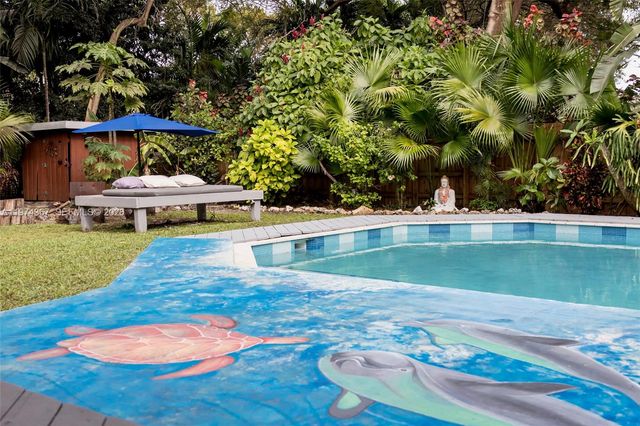 750 NE 120th St, Biscayne Park, FL 33161