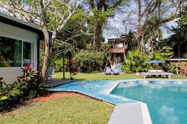 750 NE 120th St, Biscayne Park, FL 33161