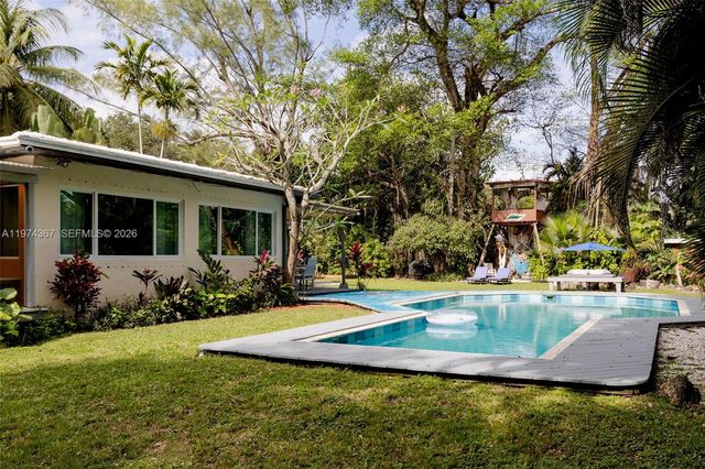 750 NE 120th St, Biscayne Park, FL 33161