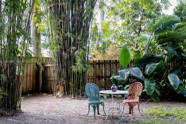 750 NE 120th St, Biscayne Park, FL 33161