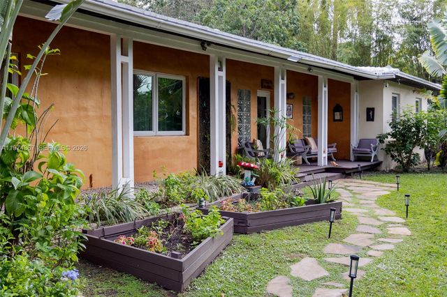 750 NE 120th St, Biscayne Park, FL 33161